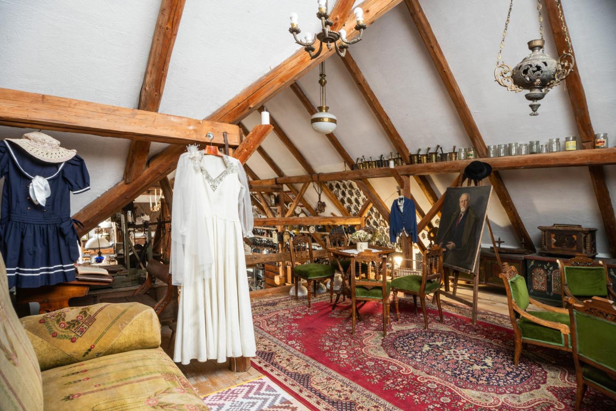 Zemianska Kuria Vachtar Hotel Kralova Lehota Luaran gambar